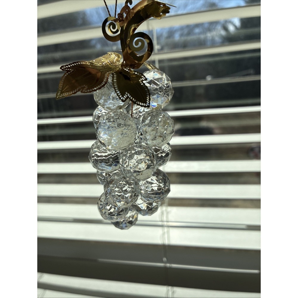Lucite Acrylic Grape Clusters  Clear Faceted Christmas Ornaments Made In Taiwan - Picture 8 of 11